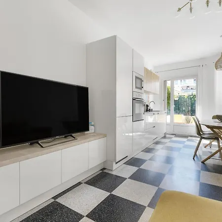 With Garden Near The Apartmán *