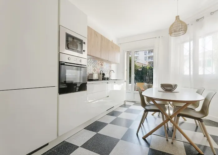 With Garden Near The * Antibes